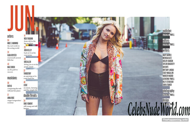 Emily Osment Nude 223812