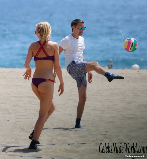 Elle Evans Nude 223863