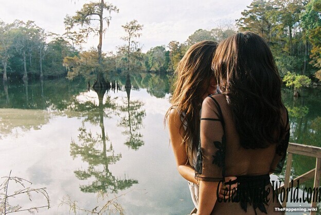 Lauren Jauregui Nude 223888