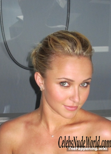 Hayden Panettiere Nude 223949