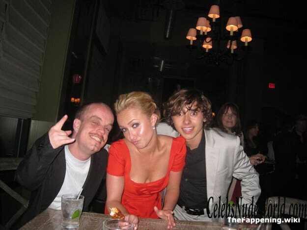 Hayden Panettiere Nude 223976