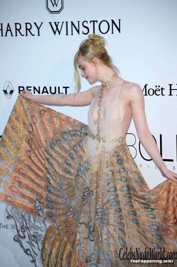 Elle Fanning Nude 224633