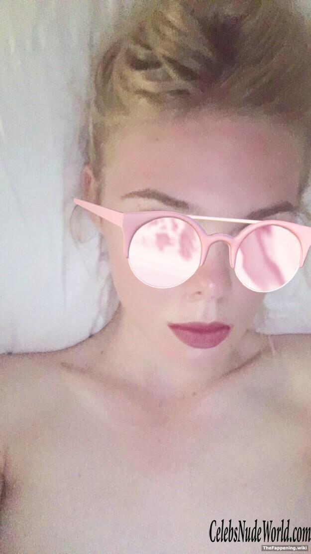 Elle Fanning Nude 224682