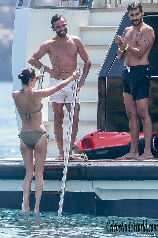 Jennifer Connelly Nude 224755