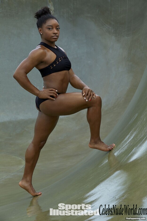 Nude pictures of simone biles
