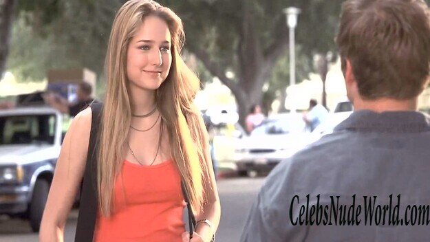 Leelee Sobieski boobs mix 226702