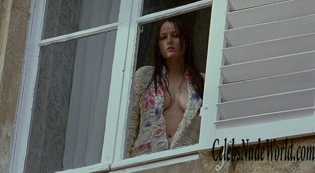 Leelee Sobieski boobs mix 226708