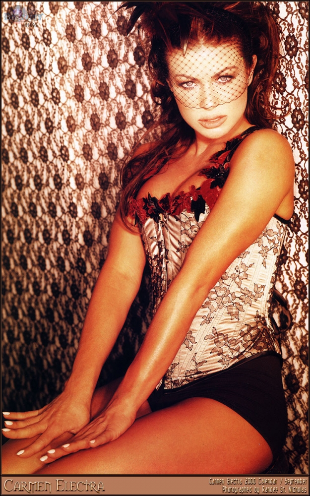 Carmen Electra 2271