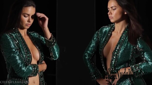 Adriana Lima boobs 227457