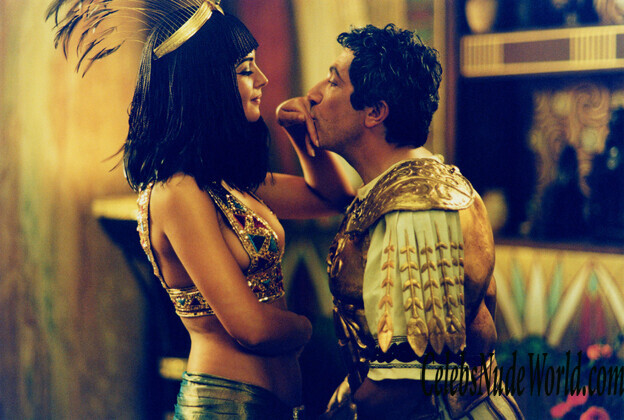 Monica Bellucci hot Cleopatra 227612