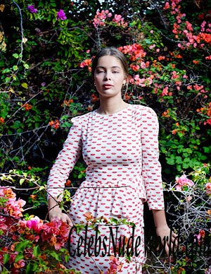 Marie-Ange Casta collection 228107