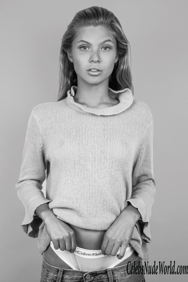 Josie Canseco 228688