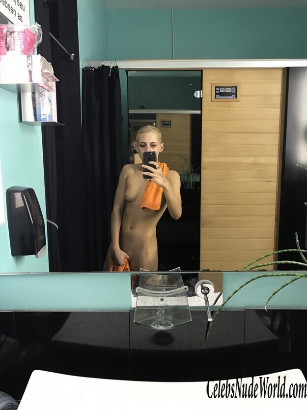 Kristen Stewart sexy and nude 230826