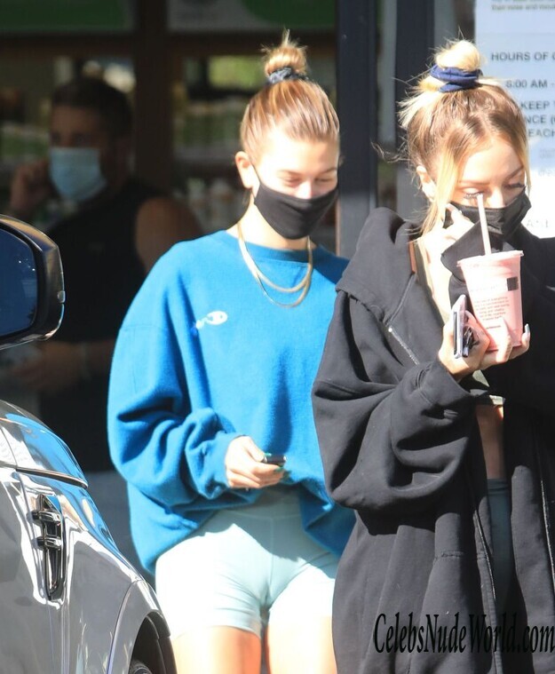 Hailey Baldwin Bieber Cameltoe In Beverly Hills 231178