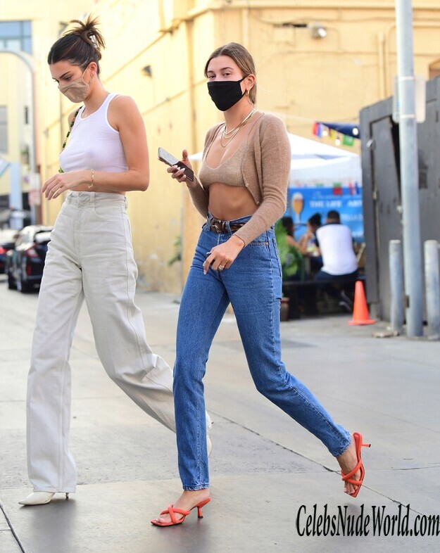 Kendall Jenner See Thru To Boobs In Los Angeles 231348