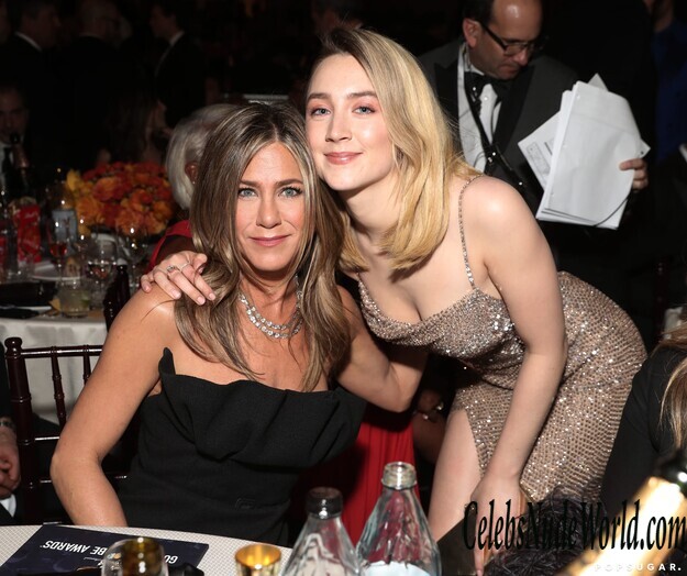 Saoirse Ronan Sideboob At The 77th Annual Golden Globe Awards 231999