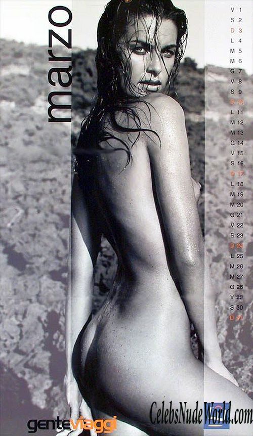 Benedetta Massola is posing for her calendar 233010