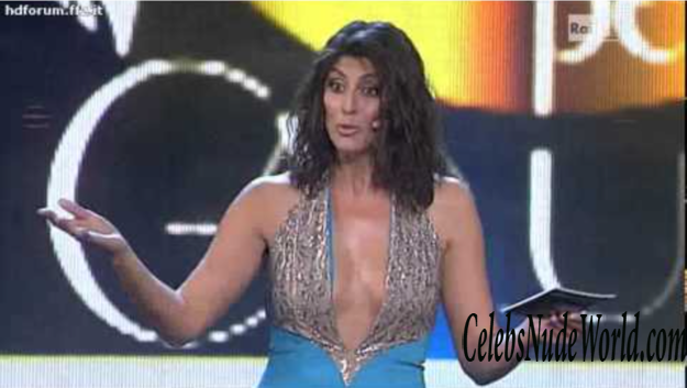 Elisa Isoardi during the summer 233059