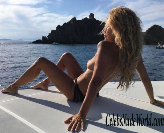 Jo Squillo during the summer 233072