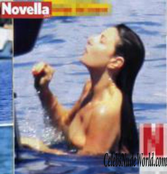 Ilaria D'Amico during the summer 233150