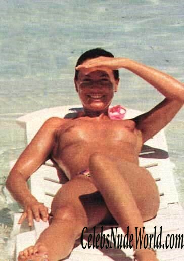 Federica Panicucci during the summer 233457