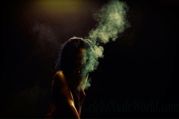 Rihanna Nipples In &#8220;Kiss It Better&#8221; Music Video Promo 23429