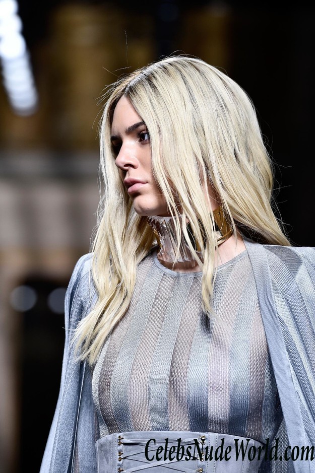 Kendall Jenner See Through Top At Balmain Show &#8211; Paris Fashion Week 23959