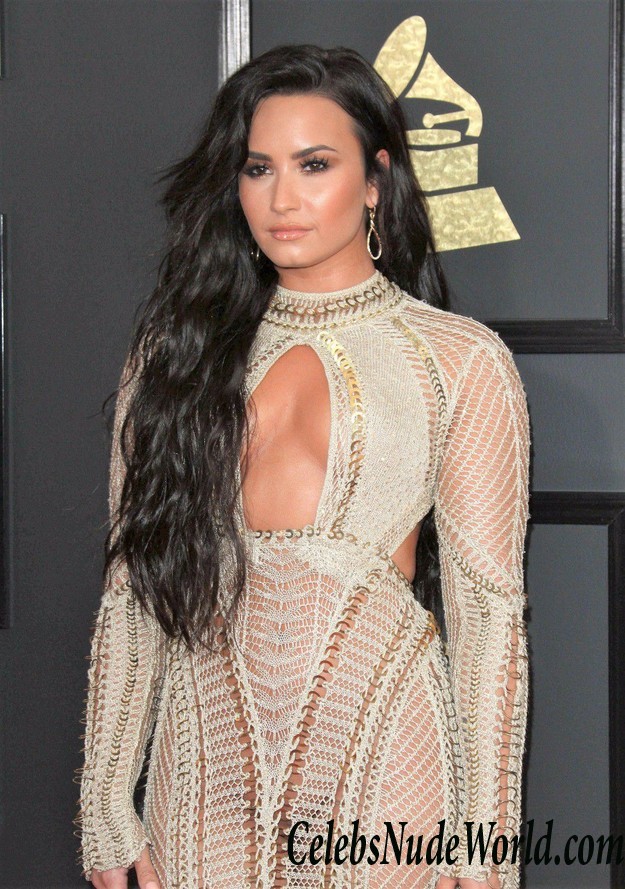 Demi Lovato Possibly Pantyless At The 59th Grammy Awards 24248