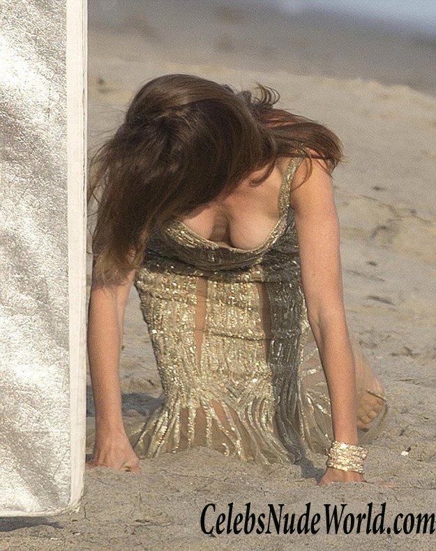 Cindy Crawford Braless In A See Through Dress Photoshoot In Malibu 24298