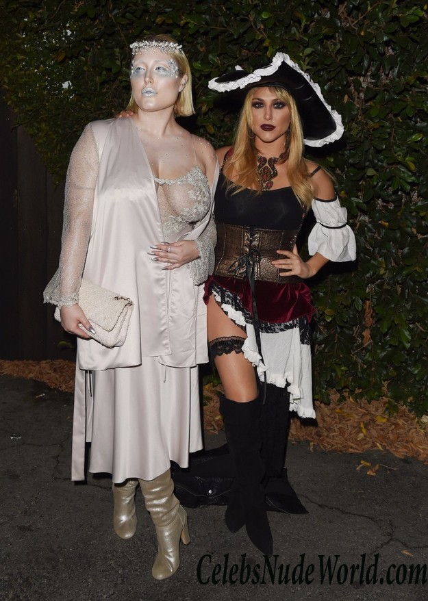 Hayley Hasselhoff See Through To Nipples At Just Jared&#8217;s Halloween Party 25089