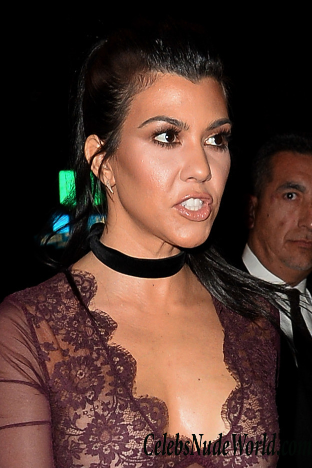 Kourtney Kardashian Braless In A See Through Top At The Nice Guy In West Hollywood 25115