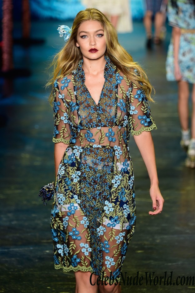 Gigi Hadid Nipples In A See Through Dress At The New York Fashion Week 25440