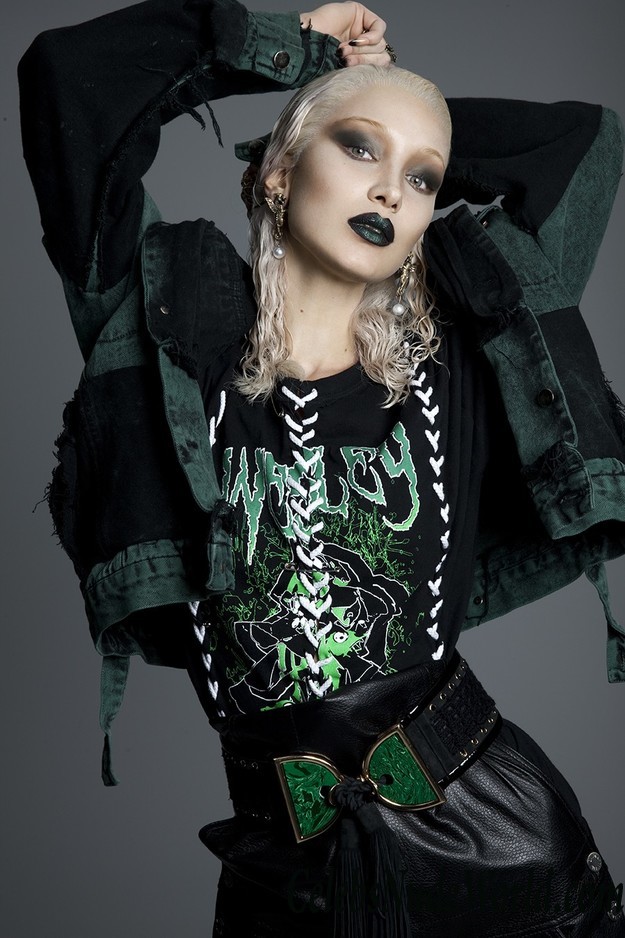 Bella Hadid Boob And Nipple Ring In Paper Magazine! 25518