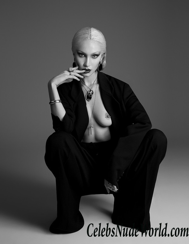 Bella Hadid Boob And Nipple Ring In Paper Magazine! 25519