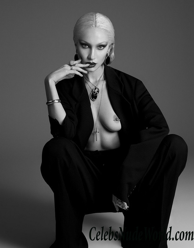 Bella Hadid Boob And Nipple Ring In Paper Magazine! 25521