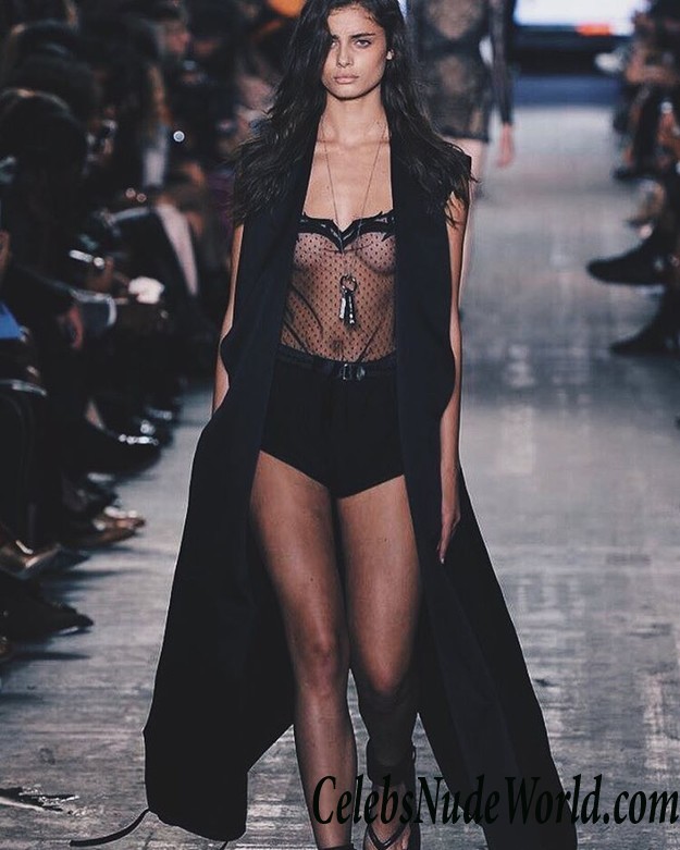 Taylor Marie Hill See Through At The New York Fashion Week 25588