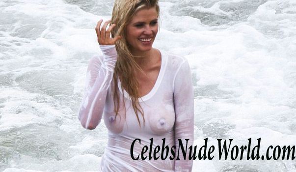 Lara Stone Wet See Through at a Photo Shoot! 25872