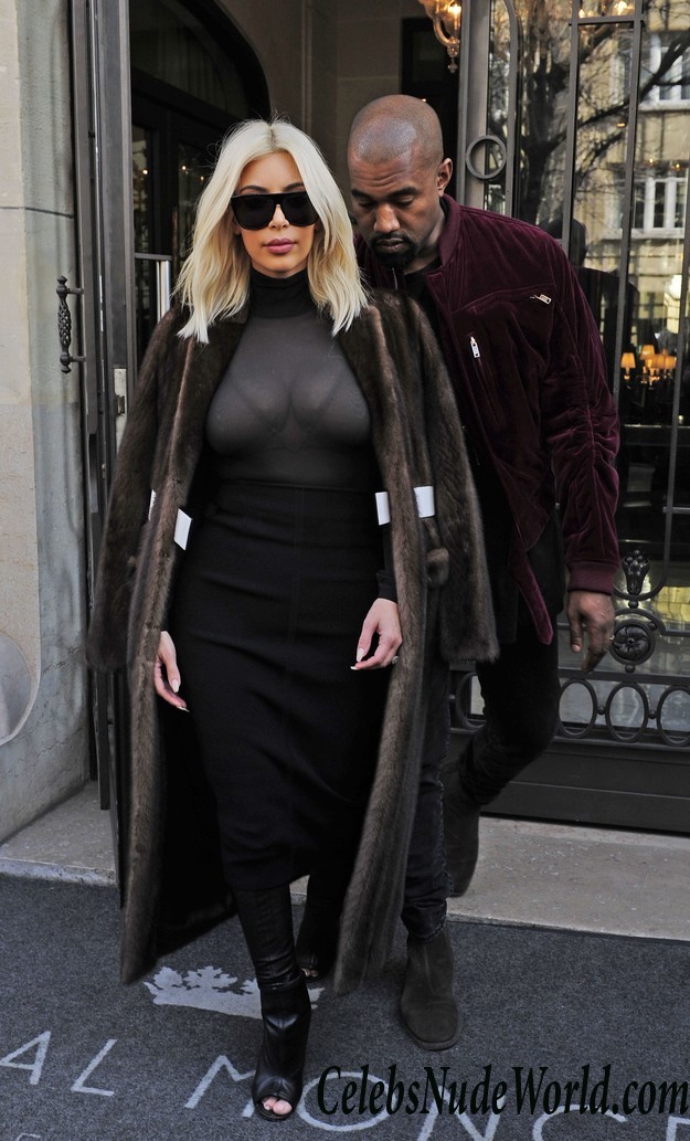 Kim Kardashian See Through To Bra And Nipple Pokes 26092