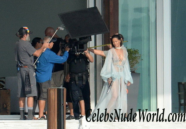 Rihanna Braless In A Totally See Through Sheer Pleasure 26278