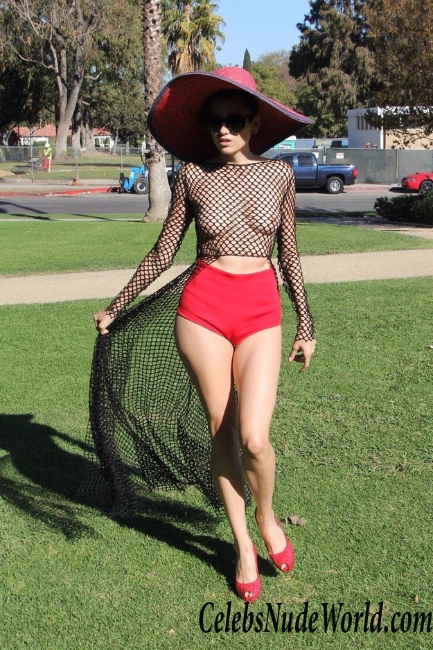 Blanca Blanco Wearing A Fishnet Top And No Bra In The Park In LA 26542
