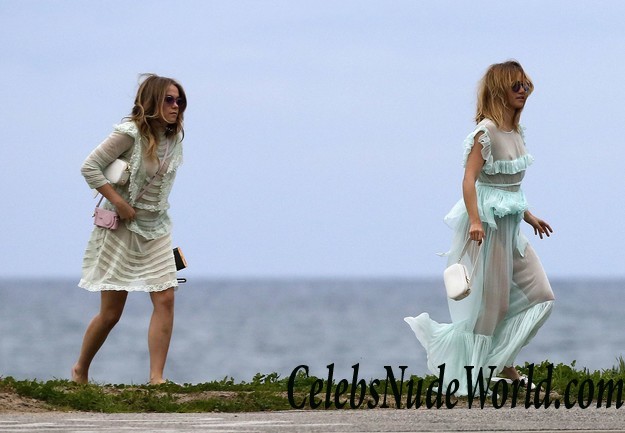 Suki Waterhouse See Thru On A Photo Shoot In Malibu 27078