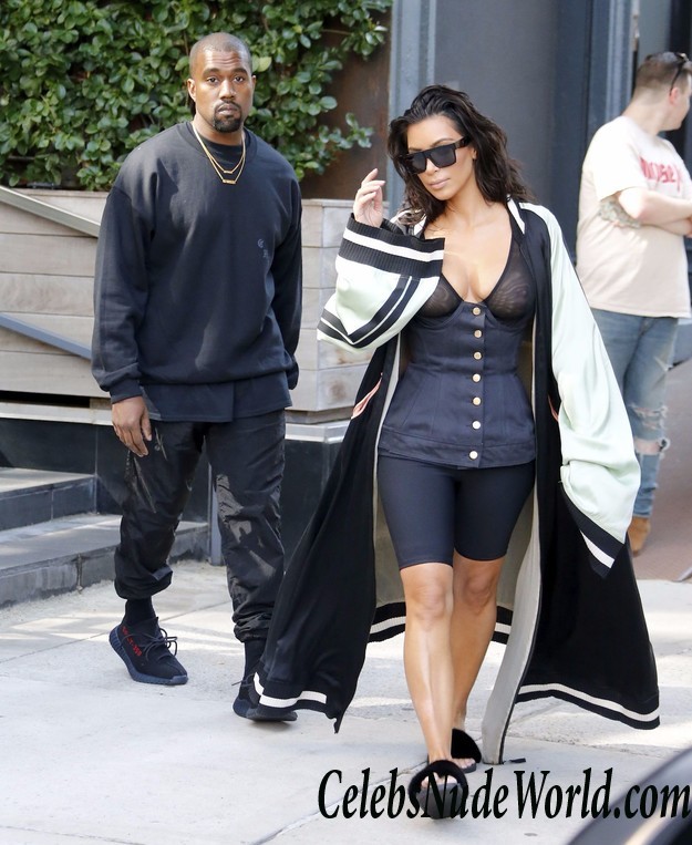Kim Kardashian See Through Bra In New York 27402