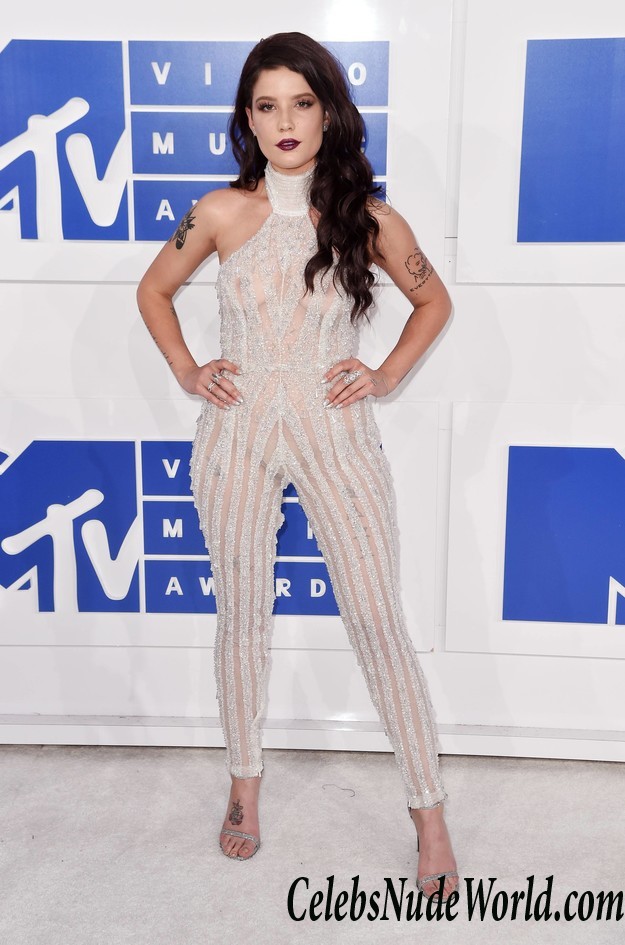 Halsey Braless See Through At 2016 MTV Video Music Awards In NY 27937