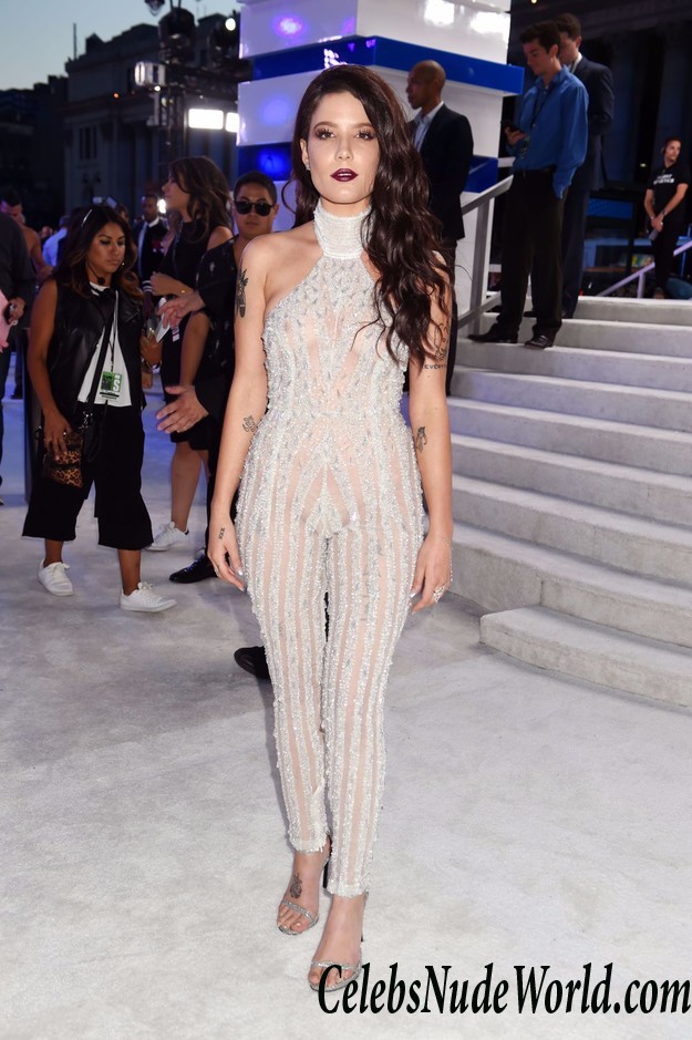 Halsey Braless See Through At 2016 MTV Video Music Awards In NY 27939