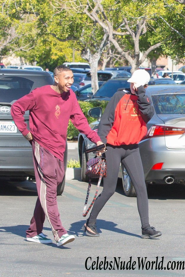 Kylie Jenner Huge Camel Toe While Out In Calabasas 28409