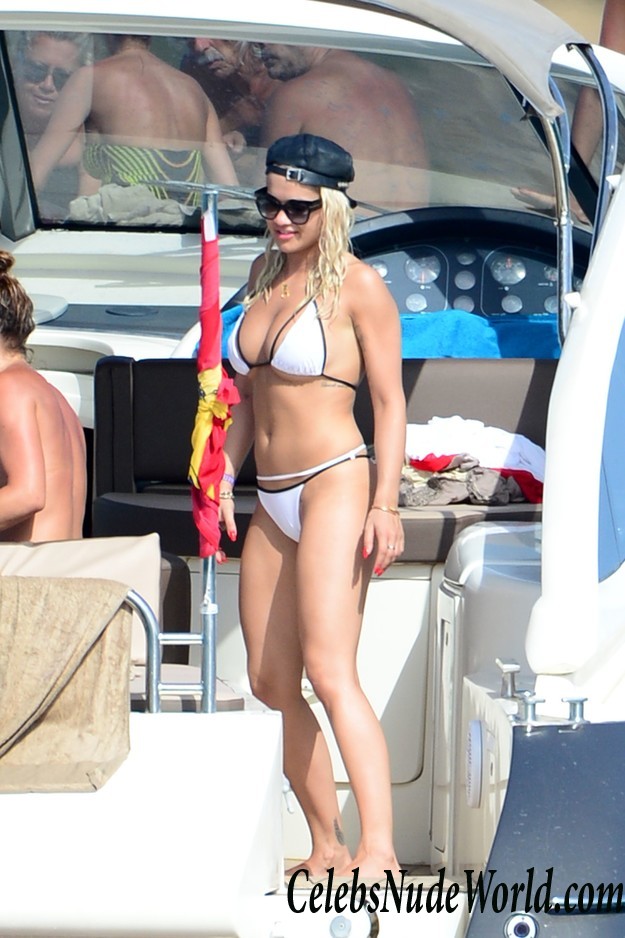 Rita Ora Bikini Cameltoe While On A Yacht In Ibiza 29265