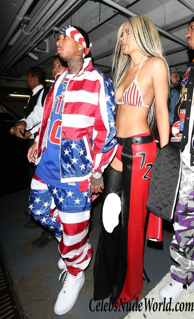 Kylie Jenner Camel Toe And Cleavage As X Tina Party In Los Angeles 29299