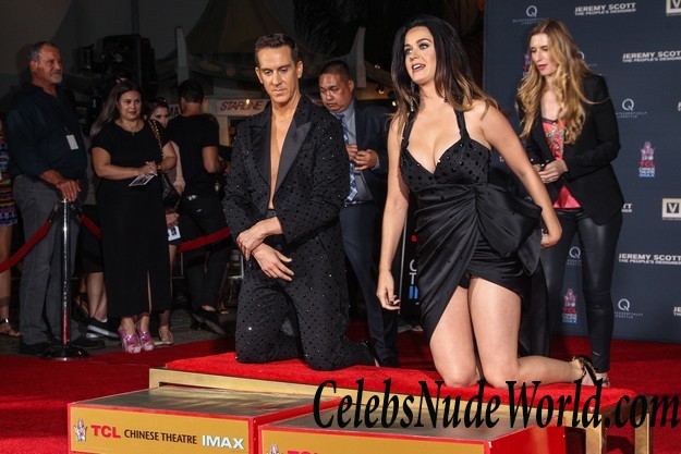 Katy Perry Tits Cleavage And Upskirt At The People's Designer Premiere 31269