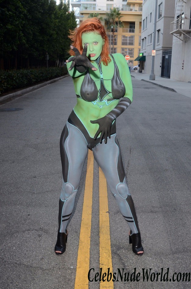 Maitland Ward Naked In Body Paint (Pussy Lips Included!) 31369