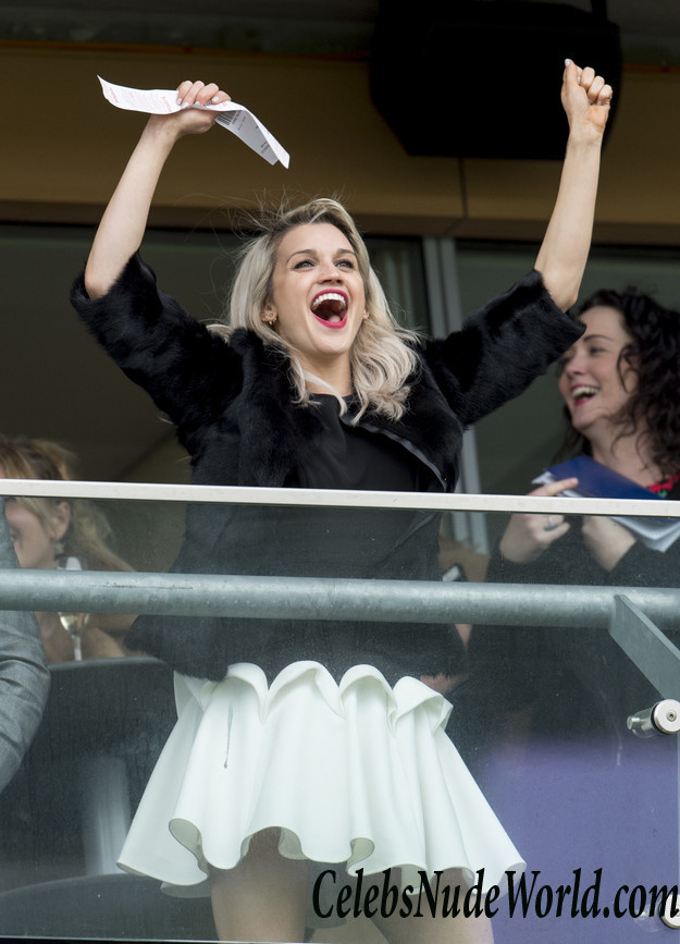 Ashley Roberts Upskirt At Ascot Racecourse 32027